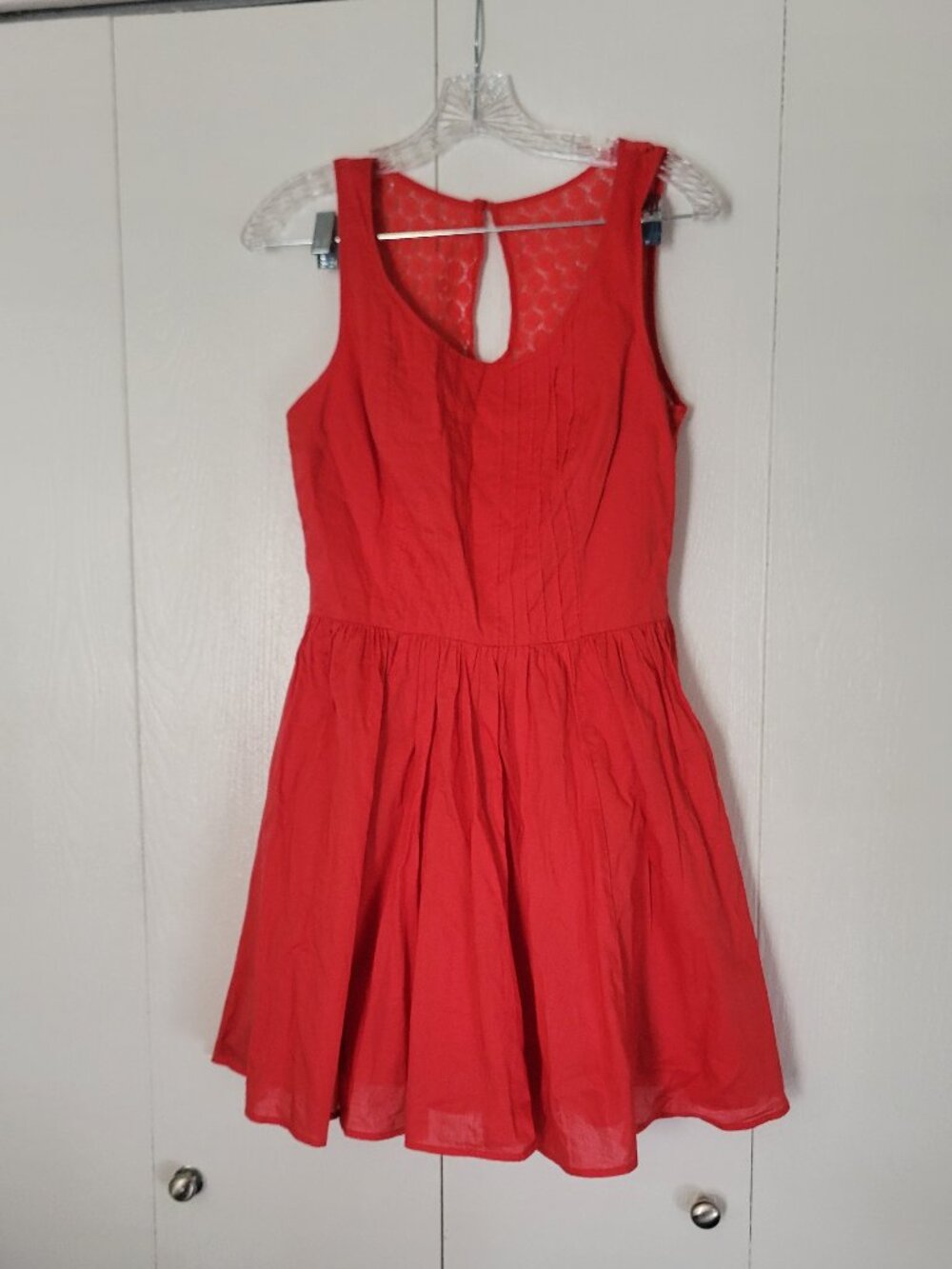 Sleeveless coral dress